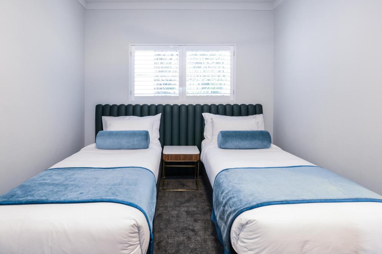 Powerhouse Hotel Tamworth By Rydges Екстер'єр фото A bedroom at the hotel