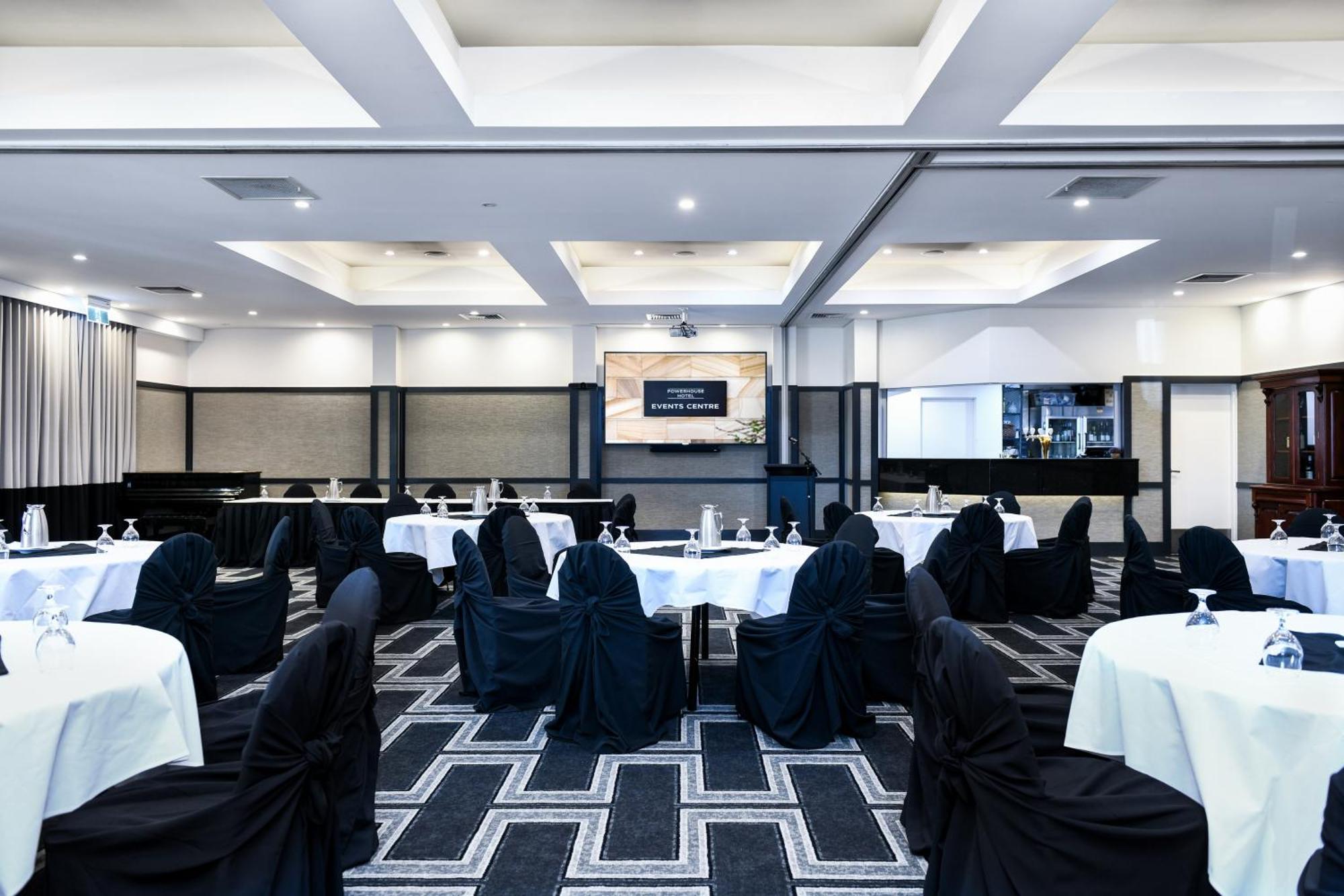 Powerhouse Hotel Tamworth By Rydges Екстер'єр фото The Grand Ballroom