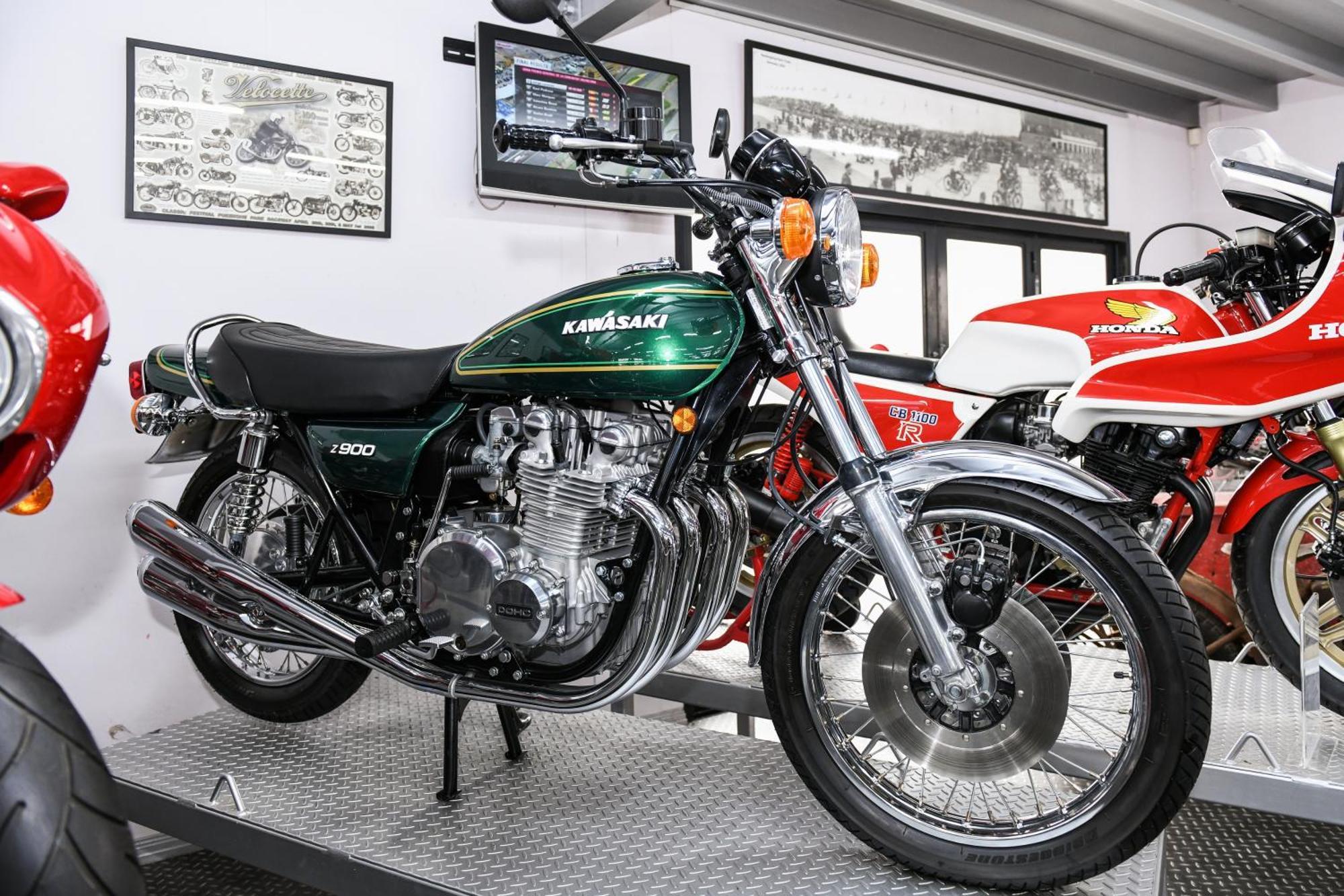 Powerhouse Hotel Tamworth By Rydges Екстер'єр фото 1975 Kawasaki Z1